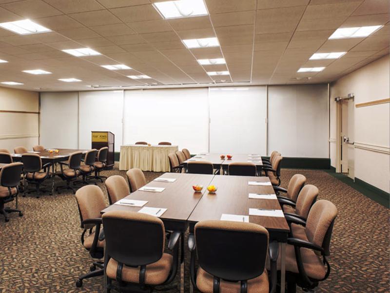 Hotel Four Points By Sheraton Conference Center