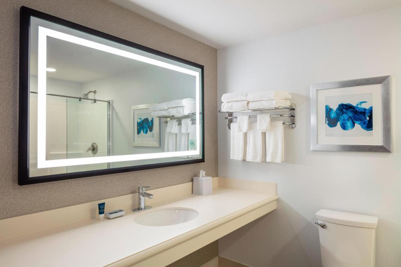 Four Points By Sheraton Conference Center Hotel Norwood