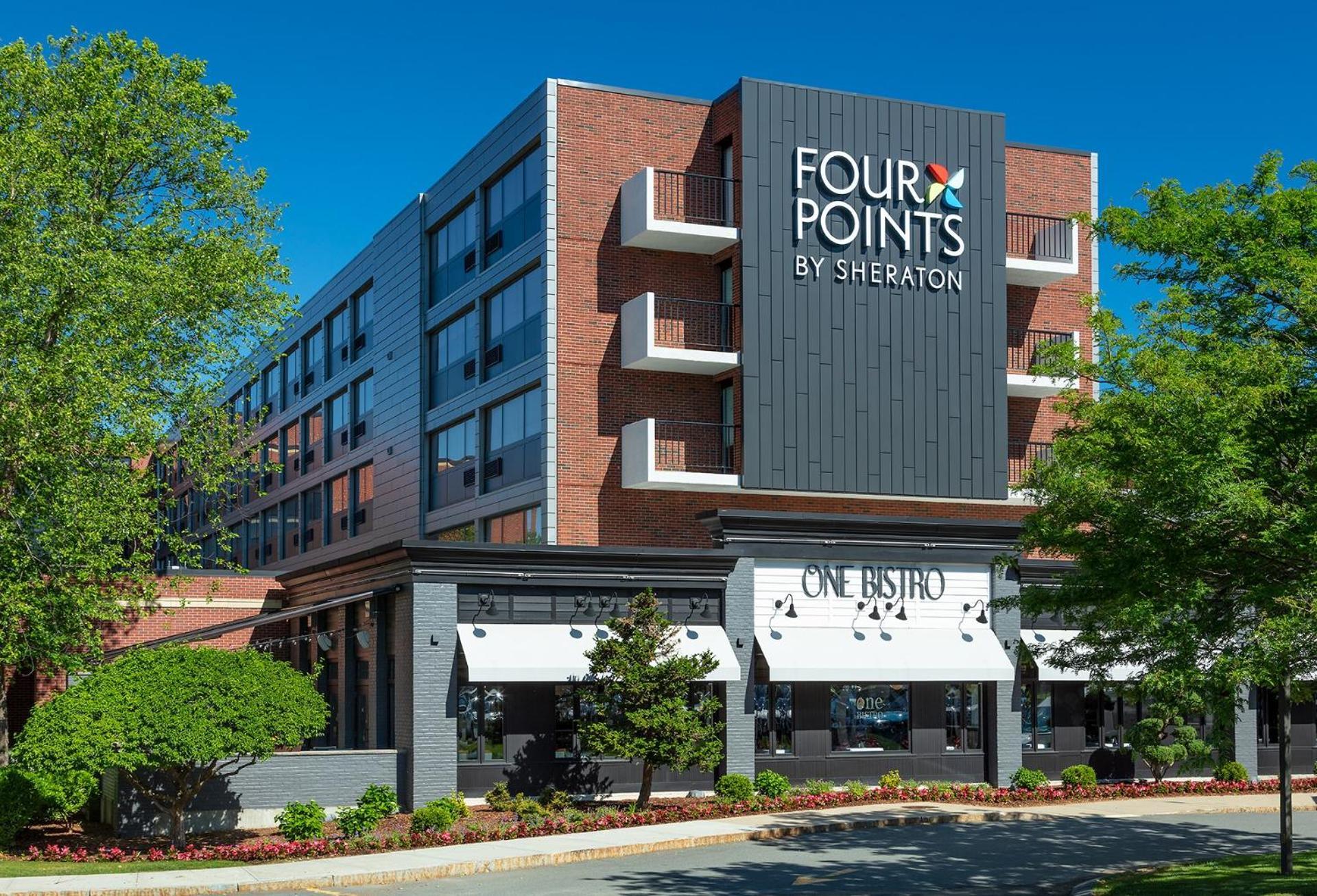 Hotel Four Points By Sheraton Conference Center 4*