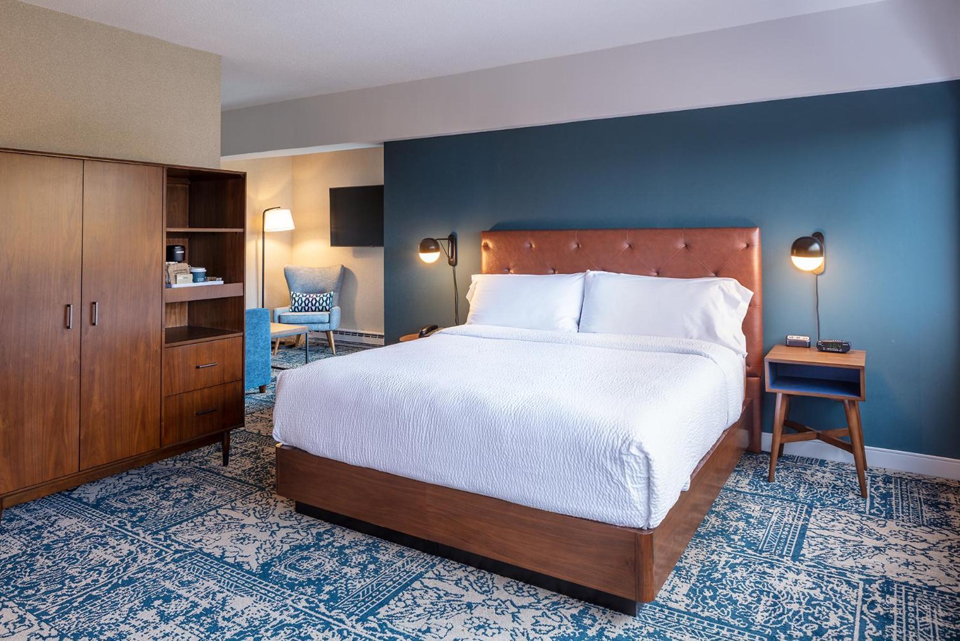 Four Points By Sheraton Conference Center 4*